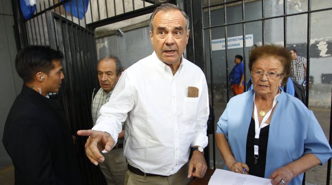 Ignacio Walker anunció que se abstendrá en elección de directiva DC Ignacio Walker anunció que se abstendrá en elección de directiva DC