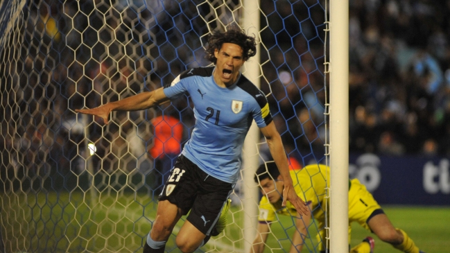 Uruguay viajará a Rusia acompañado por césped del mítico Estadio Centenario Uruguay viajará a Rusia acompañado por césped del mítico Estadio Centenario