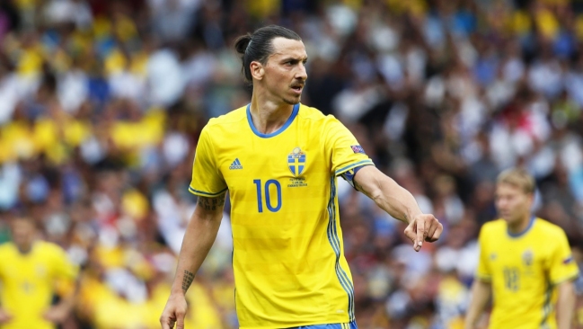 Federación Sueca confirmó que Zlatan no estará en el Mundial Federación Sueca confirmó que Zlatan no estará en el Mundial