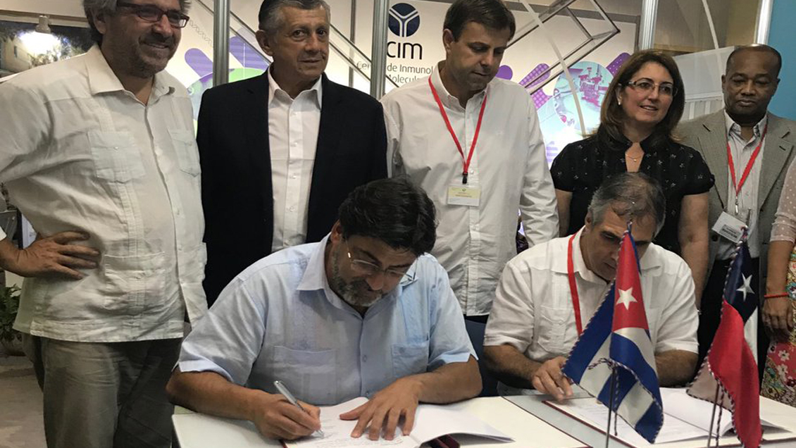 Farmacias Populares: Alcaldes firmaron acuerdo en Cuba para traer medicamentos más baratos