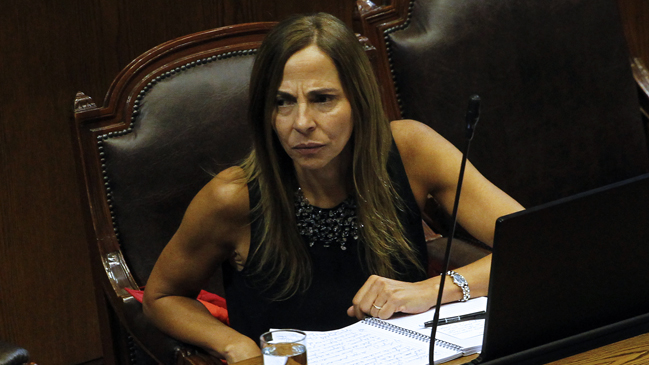 Ministra de la Mujer espera Ministra de la Mujer espera