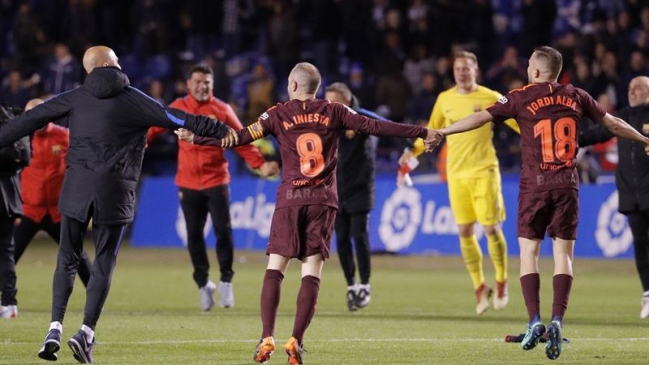Barcelona se coronó campeón de la liga de España tras contundente victoria ante Deportivo La Coruña Barcelona se coronó campeón de la liga de España tras contundente victoria ante Deportivo La Coruña