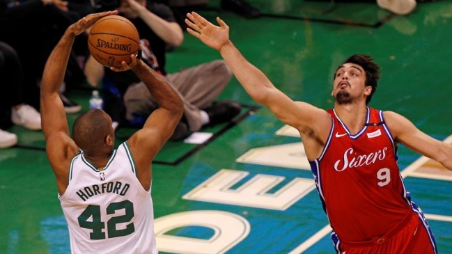 Boston Celtics tomó ventaja ante Philadelphia 76ers en semifinales de la Conferencia Este Boston Celtics tomó ventaja ante Philadelphia 76ers en semifinales de la Conferencia Este