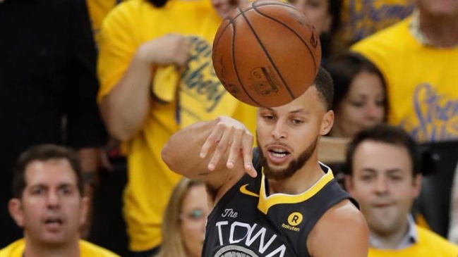 Stephen Curry volvió en triunfo de Golden State Warriors sobre New Orleans Pelicans Stephen Curry volvió en triunfo de Golden State Warriors sobre New Orleans Pelicans