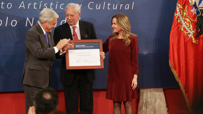 Ministerio de las Culturas entregó Orden al Mérito Pablo Neruda a Mario Vargas Llosa Ministerio de las Culturas entregó Orden al Mérito Pablo Neruda a Mario Vargas Llosa