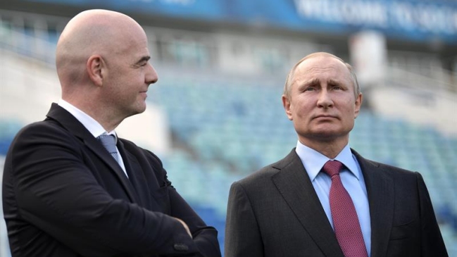 Vladimir Putin al presidente de la FIFA: Rusia está lista para el Mundial Vladimir Putin al presidente de la FIFA: Rusia está lista para el Mundial