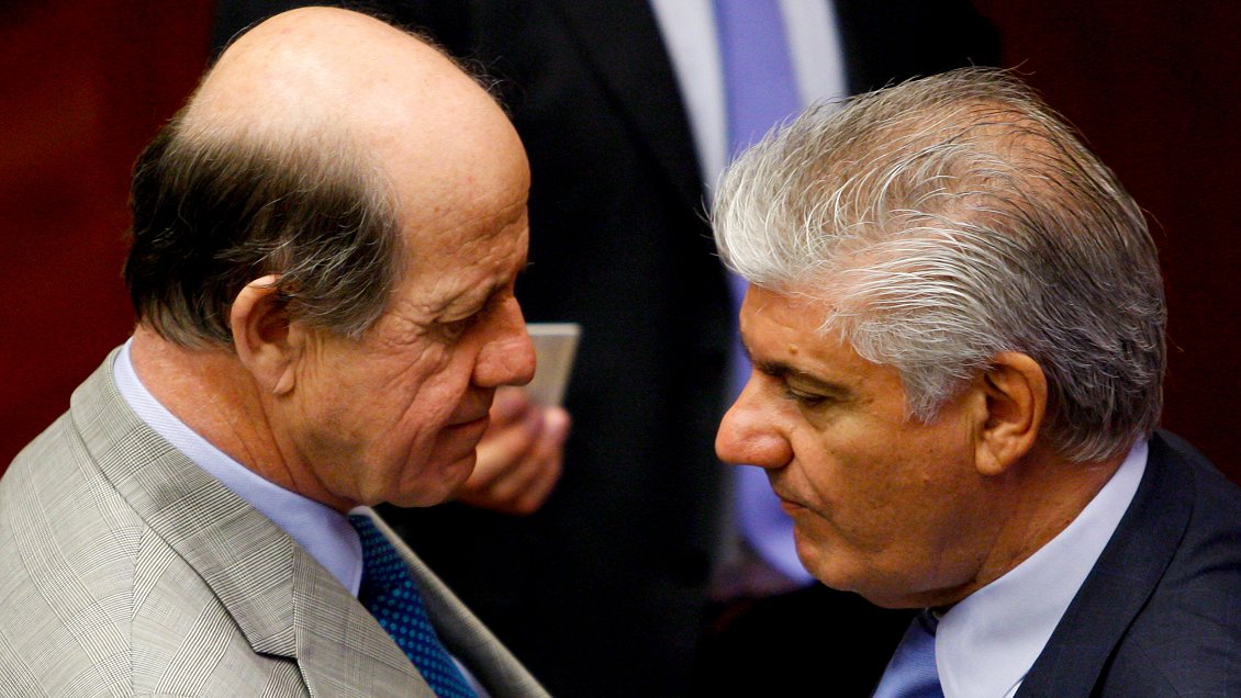 PS impugnará en el TC el acuerdo de la Fiscalía con Délano, Lavín y Wagner