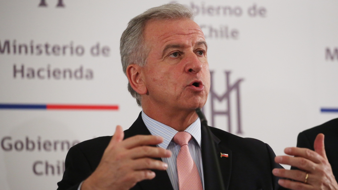 Gobierno anunció nuevo plan de austeridad para ahorrar 4.600 millones de dólares a 2021 Gobierno anunció nuevo plan de austeridad para ahorrar 4.600 millones de dólares a 2021