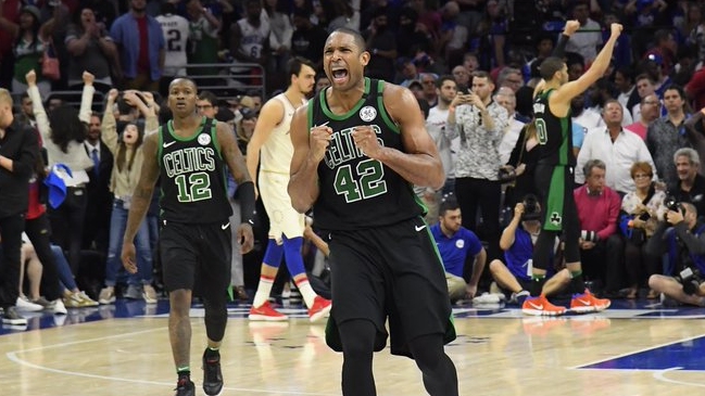 Boston Celtics venció a Philadelphia 76ers y quedó a un triunfo de ganar la serie Boston Celtics venció a Philadelphia 76ers y quedó a un triunfo de ganar la serie