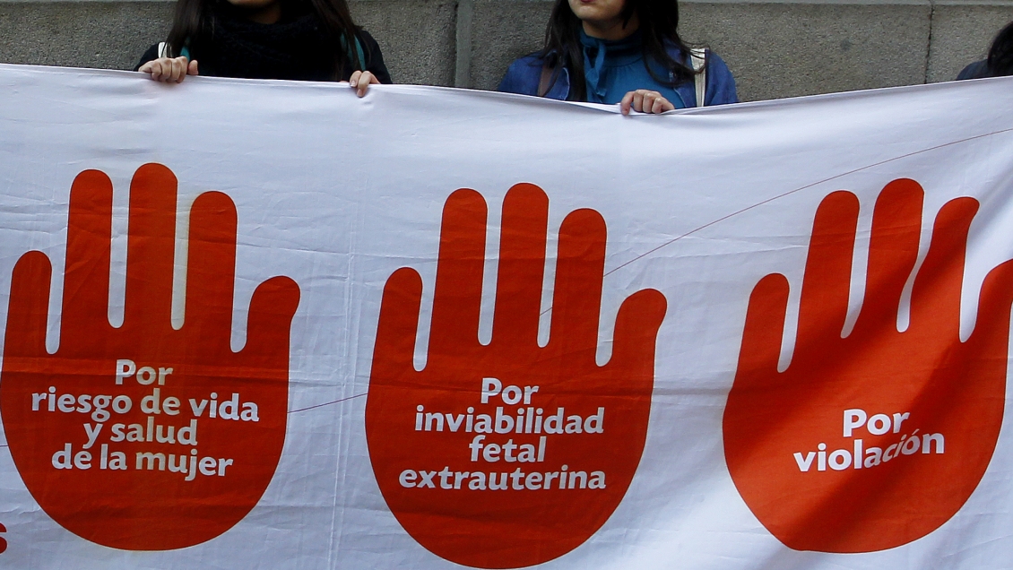 Menores de edad son casi la mitad de las mujeres que abortaron por causal de violación Menores de edad son casi la mitad de las mujeres que abortaron por causal de violación