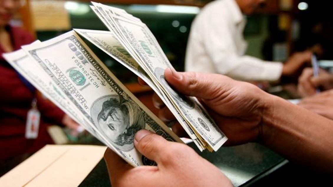 El dólar vuelve a subir con fuerza en Argentina El dólar vuelve a subir con fuerza en Argentina