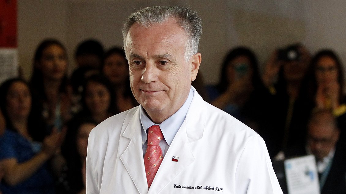 Ministro lamentó que PS se restara de 