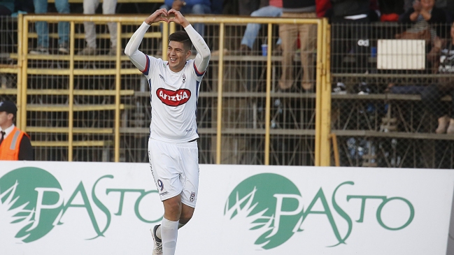 Deportes Melipilla anunció que el delantero Stefan Pino fue convocado a la selección Deportes Melipilla anunció que el delantero Stefan Pino fue convocado a la selección