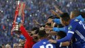 Los 16 títulos del cumpleañero Johnny Herrera