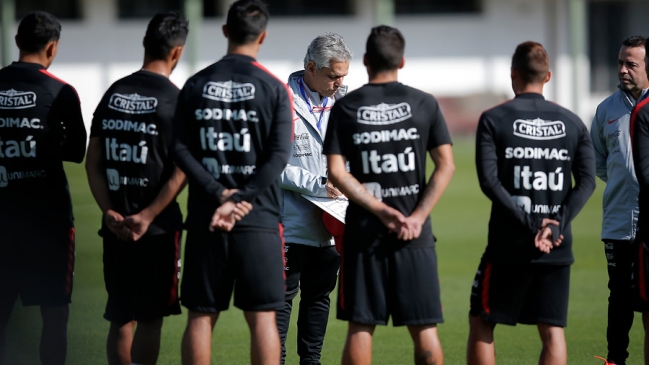 Reinaldo Rueda entregó nómina de la Roja para cuarto microciclo sin jugadores de Colo Colo Reinaldo Rueda entregó nómina de la Roja para cuarto microciclo sin jugadores de Colo Colo