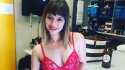 Ingrid Parra posa "natural" y se llena de loas