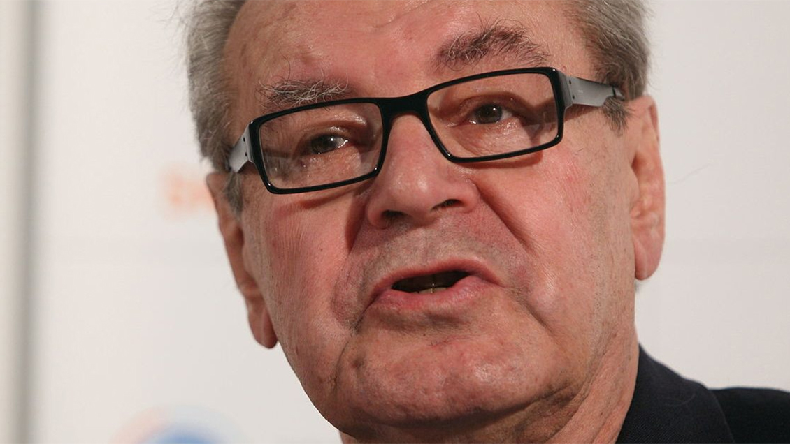 Praga tendrá plaza con el nombre del cineasta Milos Forman Praga tendrá plaza con el nombre del cineasta Milos Forman
