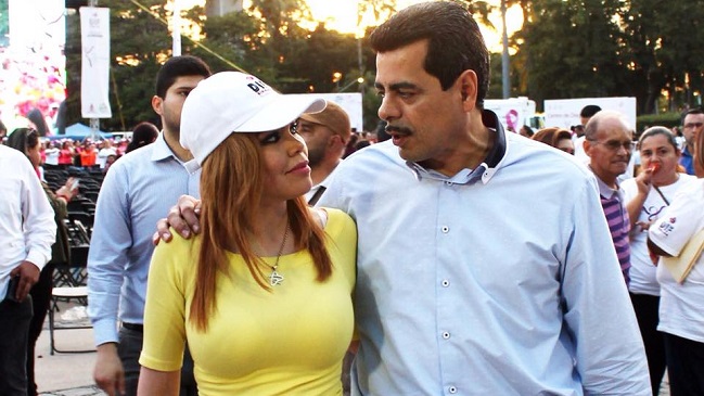 Candidata a diputada ofrecía su Candidata a diputada ofrecía su