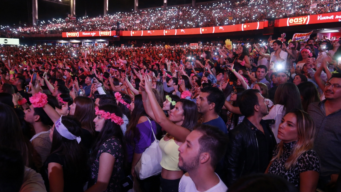 Canal 13 y TVN firmaron el contrato por el Festival de Viña Canal 13 y TVN firmaron el contrato por el Festival de Viña