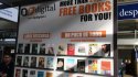 Inauguran primera biblioteca digital en el aeropuerto de Santiago