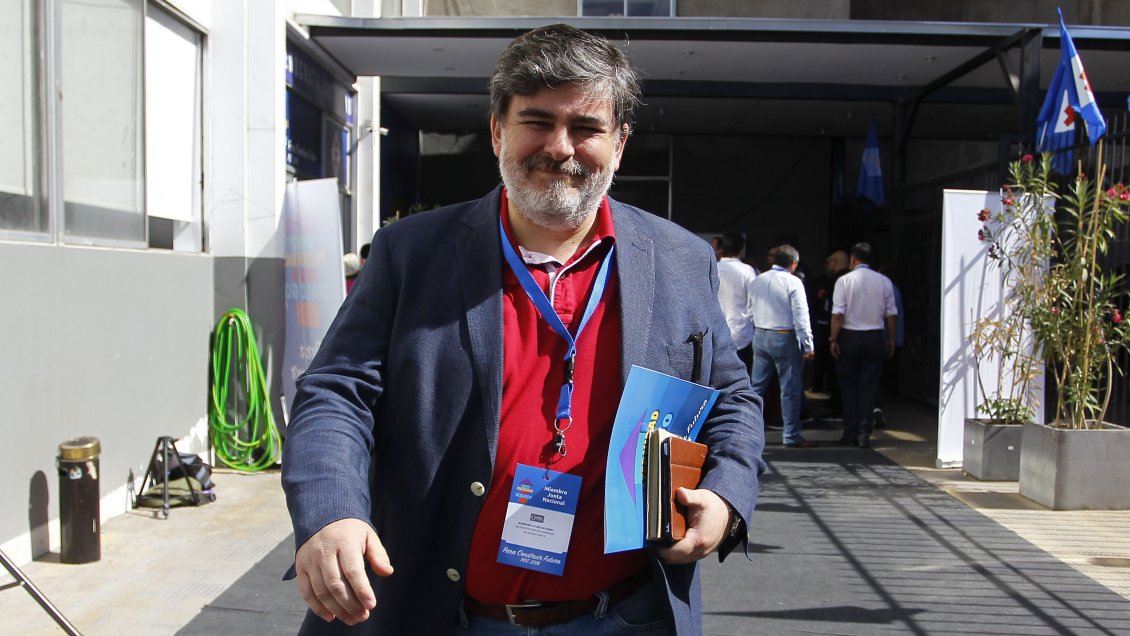Ex subsecretario Burrows recibirá importante premio internacional por Ley de Etiquetado Ex subsecretario Burrows recibirá importante premio internacional por Ley de Etiquetado