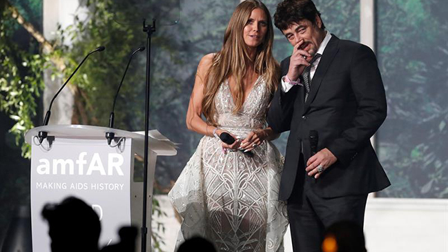Estrellas recaudan más de 20 millones de dólares contra el sida en Cannes Estrellas recaudan más de 20 millones de dólares contra el sida en Cannes
