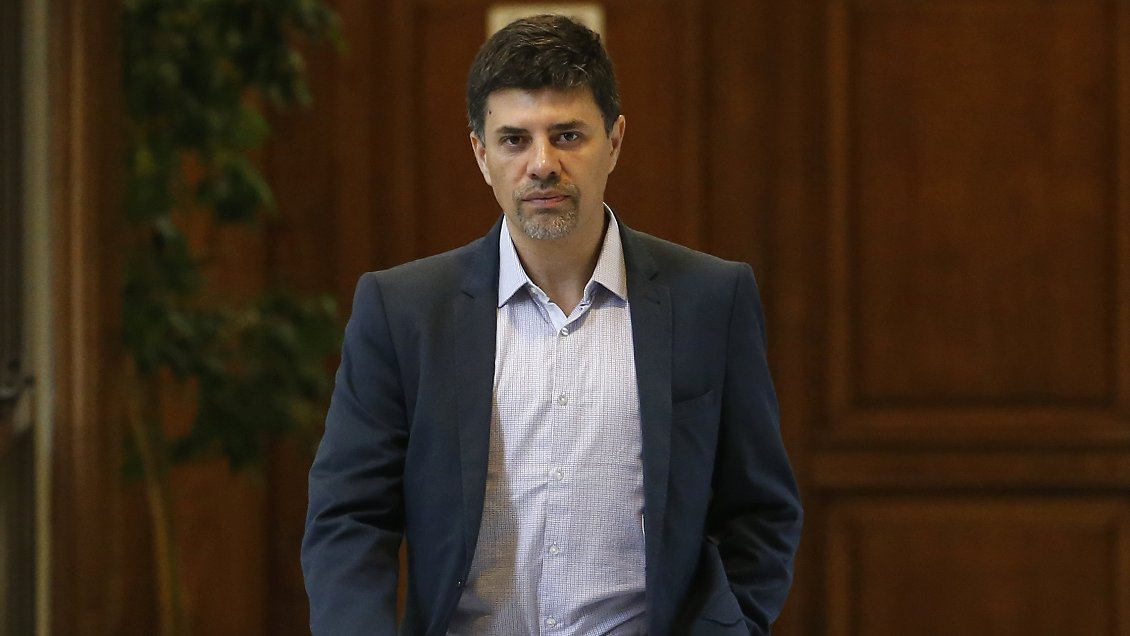 Matrimonio igualitario: Marcelo Díaz exige claridad del Gobierno