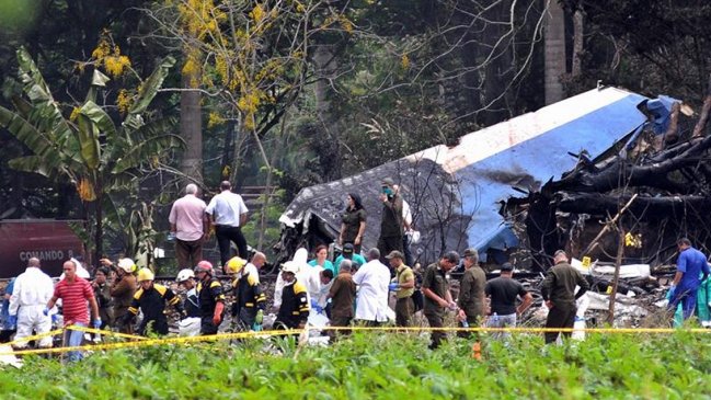Elevan a 110 los muertos tras accidente de avión en Cuba