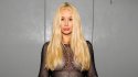 Iggy Azalea desafió a Instagram con un "encadenado" desnudo