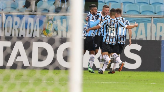  Gremio se quedó con el Grupo A tras vencer a D. Sporting  