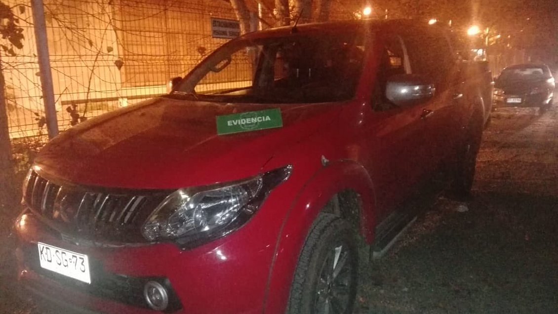 Dos menores fueron detenidos tras portonazo frustrado en Buin Dos menores fueron detenidos tras portonazo frustrado en Buin