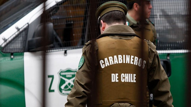 Peñalolén: Carabineros detuvo a sujeto acusado de quemar vivienda de su madre Peñalolén: Carabineros detuvo a sujeto acusado de quemar vivienda de su madre