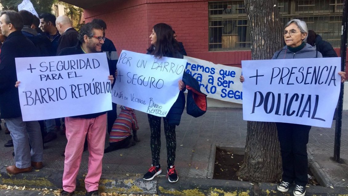 Vecinos del Barrio República protestan por aumento de la delincuencia Vecinos del Barrio República protestan por aumento de la delincuencia