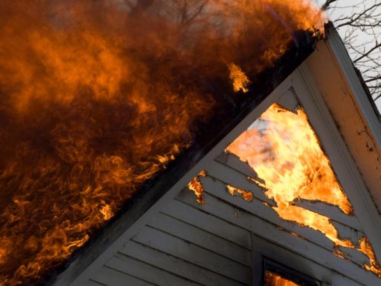 Anciano murió en incendio en sector rural de Puerto Varas Anciano murió en incendio en sector rural de Puerto Varas