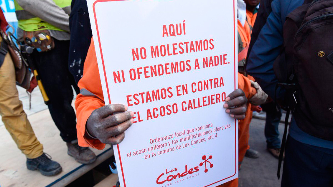 El letrero del Juzgado de Casablanca que responde al parte por acoso callejero en Las Condes El letrero del Juzgado de Casablanca que responde al parte por acoso callejero en Las Condes