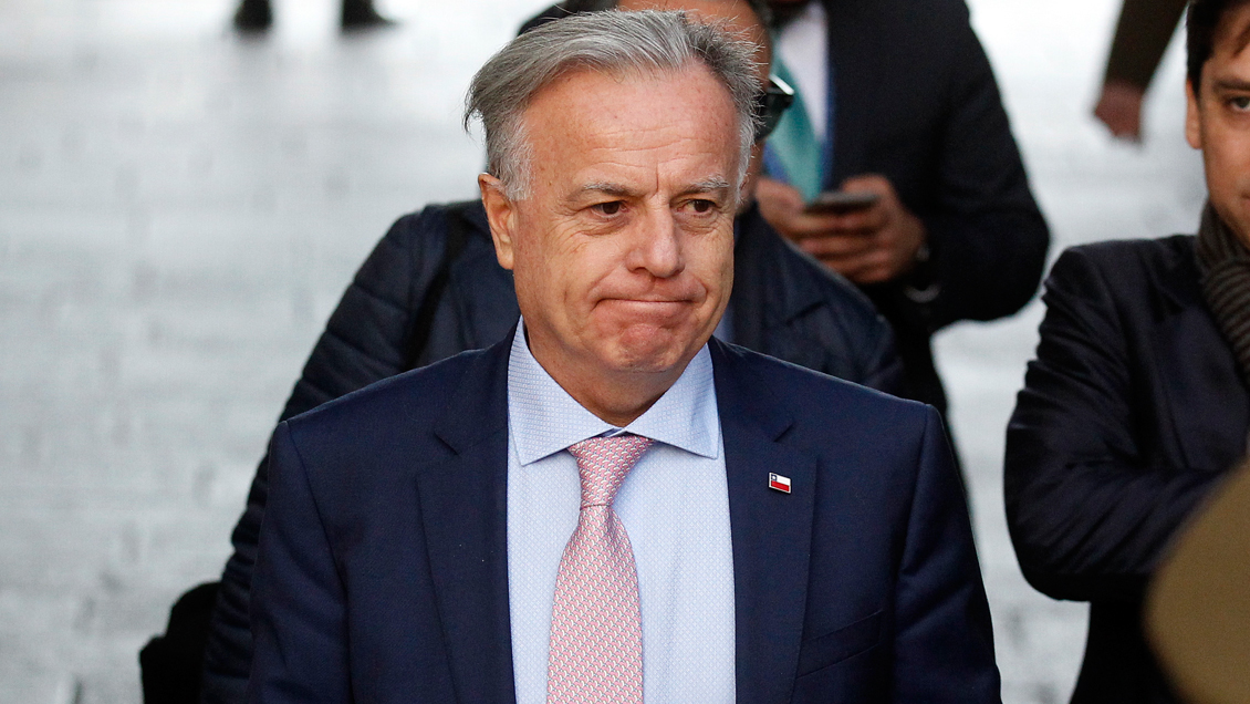 Ministro Santelices dijo que Ministro Santelices dijo que