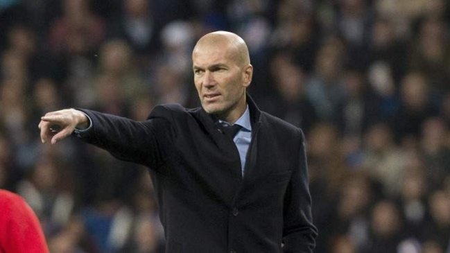  Macron cree que Zidane debe 