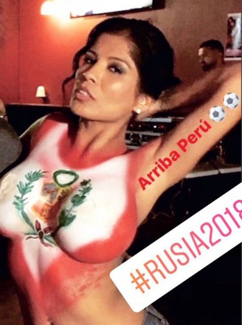 La actriz porno peruana Alexis Amore no ocultó su fanatismo por Paolo Guerrero y subió una imagen del delantero de la selección de Perú luego que regresara en un amistoso y convirtiera dos goles. Amore suele subir a sus redes sociales fotos y videos alentando a los albirrojos. La actriz porno peruana Alexis Amore no ocultó su fanatismo por Paolo Guerrero y subió una imagen del delantero de la selección de Perú luego que regresara en un amistoso y convirtiera dos goles. Amore suele subir a sus redes sociales fotos y videos alentando a los albirrojos.