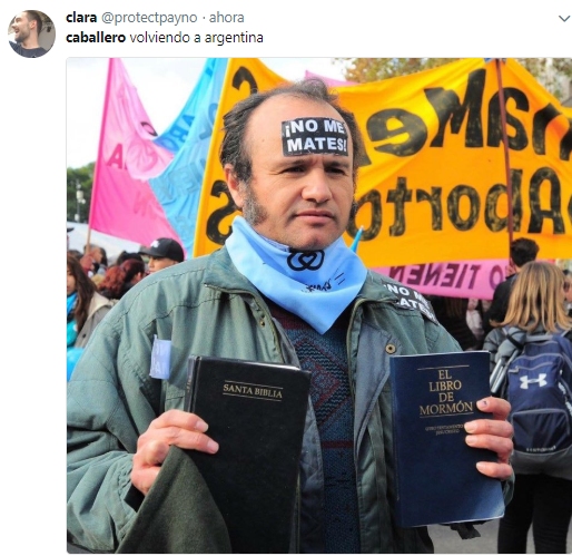 Croacia tumbó con un contundente 3-0 a Argentina y todo comenzó con un garrafal error del portero Willy Caballero, blanco de las críticas y los memes en las redes sociales. Croacia tumbó con un contundente 3-0 a Argentina y todo comenzó con un garrafal error del portero Willy Caballero, blanco de las críticas y los memes en las redes sociales.