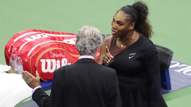 Serena Williams buscaba la gloria y dio la imagen más lamentable de su carrera Serena Williams buscaba la gloria y dio la imagen más lamentable de su carrera