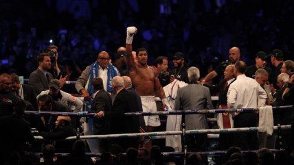   Anthony Joshua reinó en Wembley y confirmó sus títulos mundiales con un KO sobre Povetkin 