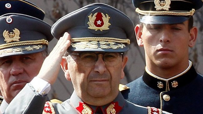 Número 2 del Ejército renunció a la institución tras ser procesado por fraude al Fisco