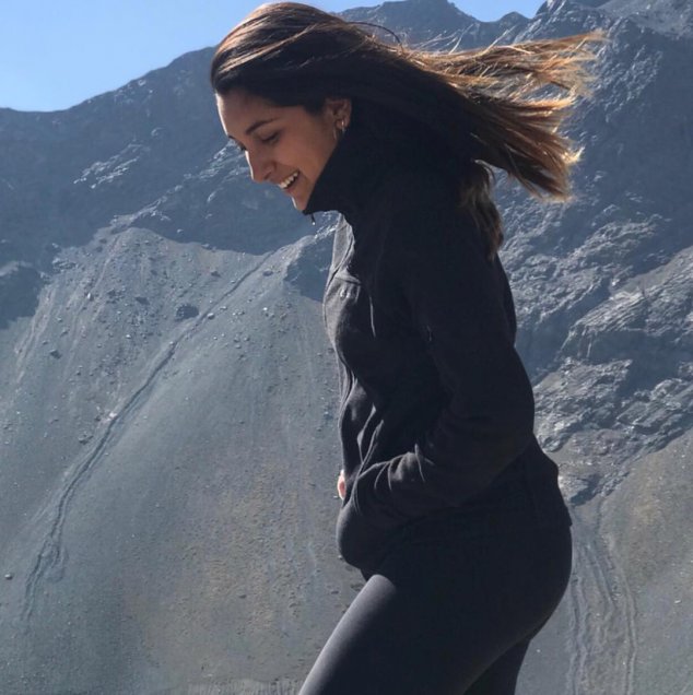 La jueza Carmen Gloria Arroyo sorprendió a sus seguidores en Instagram al compartir varias fotos de su hija mayor, Constanza, para celebrar su cumpleaños número 22, quien se parece mucho a ella. “Feliz cumpleaños a mi amada @coniarcea, gracias a la vida por haberme elegido para ser tu mamá. Cada día estoy más orgullosa de tus logros, ideales y convicciones… La jueza Carmen Gloria Arroyo sorprendió a sus seguidores en Instagram al compartir varias fotos de su hija mayor, Constanza, para celebrar su cumpleaños número 22, quien se parece mucho a ella. “Feliz cumpleaños a mi amada @coniarcea, gracias a la vida por haberme elegido para ser tu mamá. Cada día estoy más orgullosa de tus logros, ideales y convicciones…