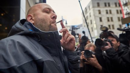   El primer día de marihuana recreativa legal en Canadá 