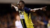 Usain Bolt recibió propuesta formal para firmar como futbolista profesional Usain Bolt recibió propuesta formal para firmar como futbolista profesional