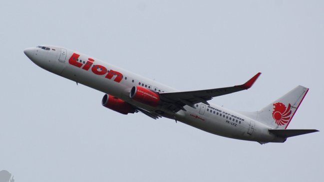 Indonesia: Avión de la compañía Lion Air se estrelló en el mar de Java