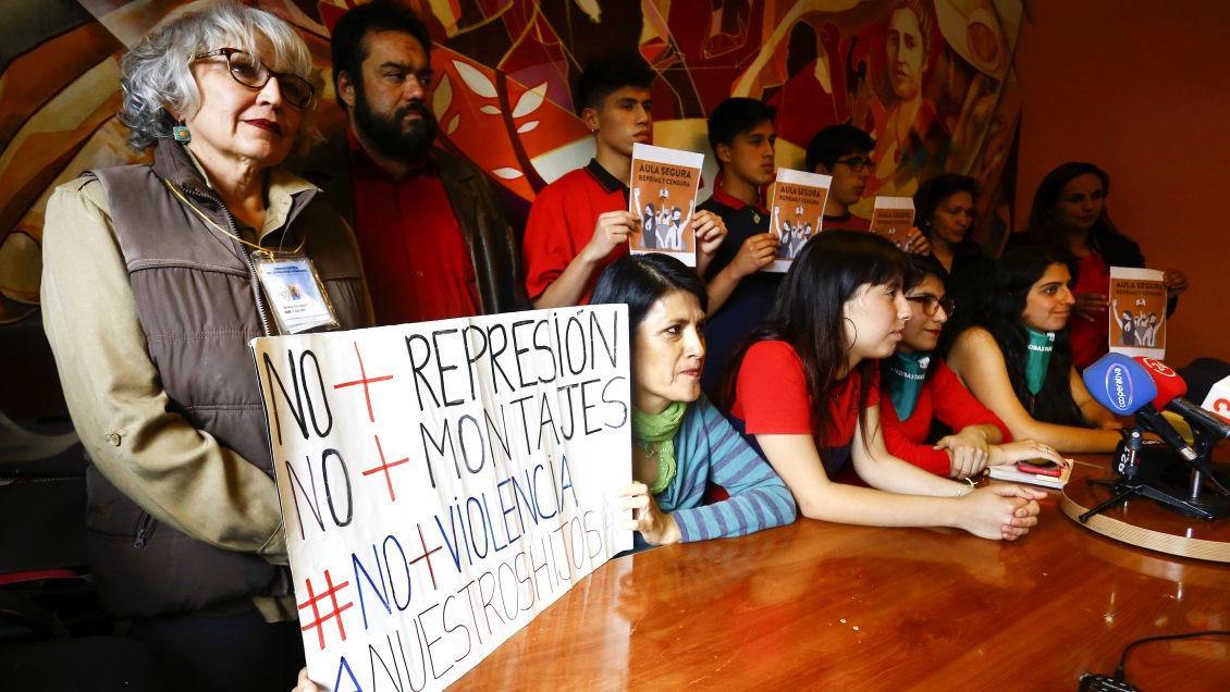 Secundarios llamaron a desobedecer Aula Segura si se aprueba en el Congreso