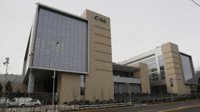 Formalizan a ex jefe de Oncología de la Clínica Las Condes por presunto abuso sexual