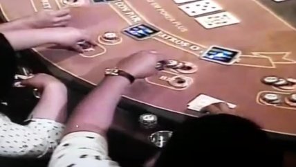   Así marcaban las cartas los sujetos que estafaron al Casino Enjoy en Antofagasta 