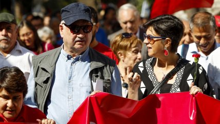  Teillier criticó a Piñera por promesas incumplidas  